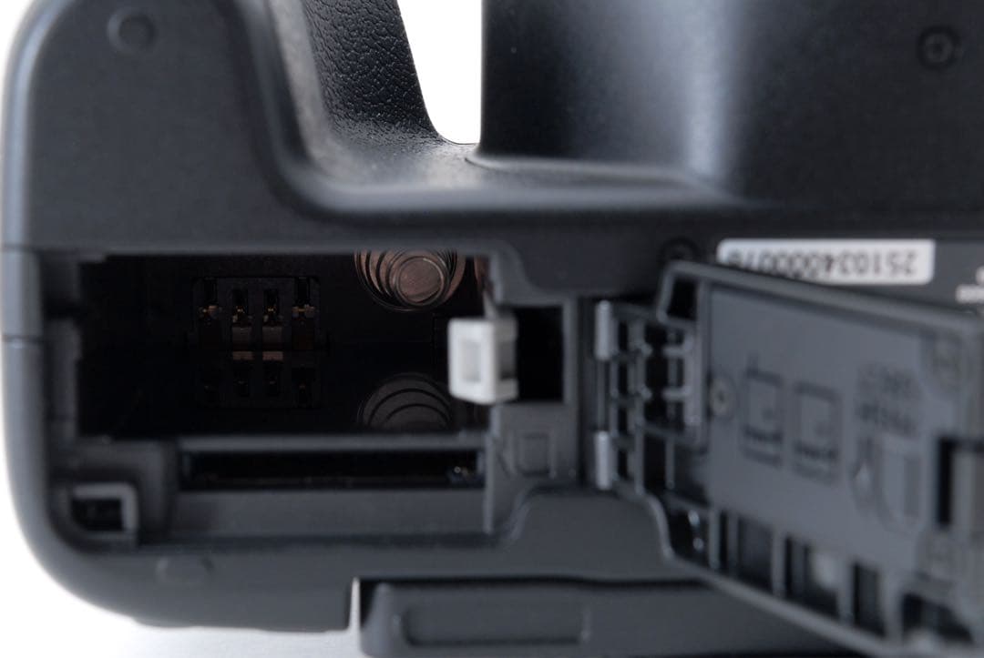 キャノン デジタル一眼レフカメラ Canon EOS Kiss X10