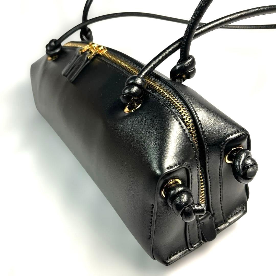 ROPE ロペ　ショルダーバッグ　ハンドバッグ　肩掛け　ブラック　レザー