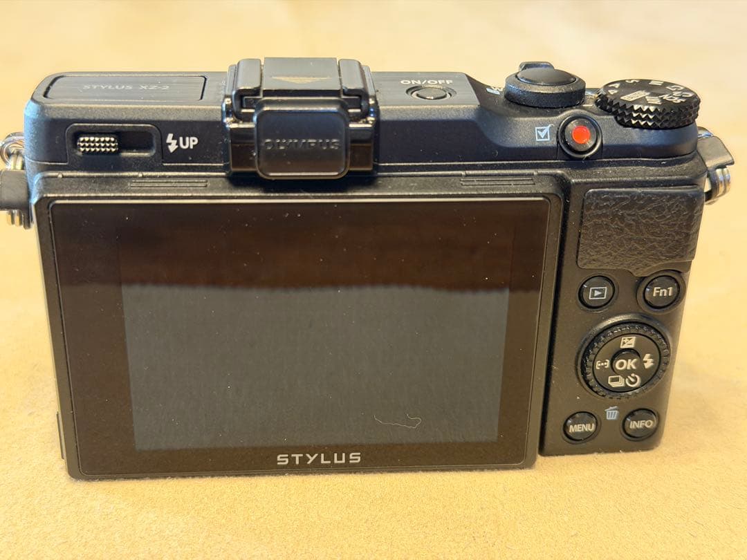 デジタルカメラ OLYMPUS STYLUS XZ-2