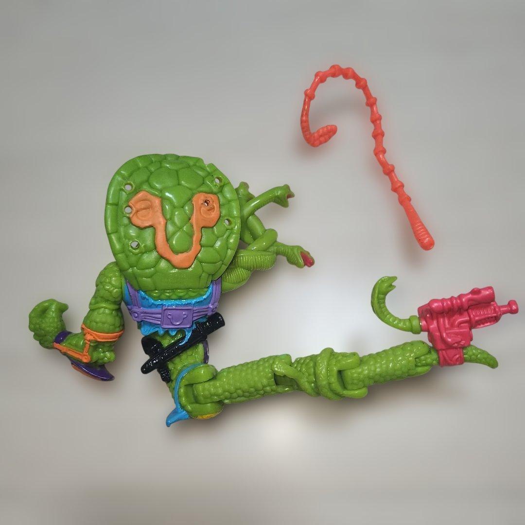 タートルズ　スケールテイル　プレイメイツ