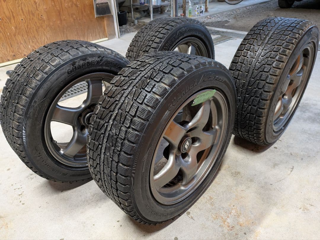 BNR32 純正ホイール(スタッドレスタイヤ付き)