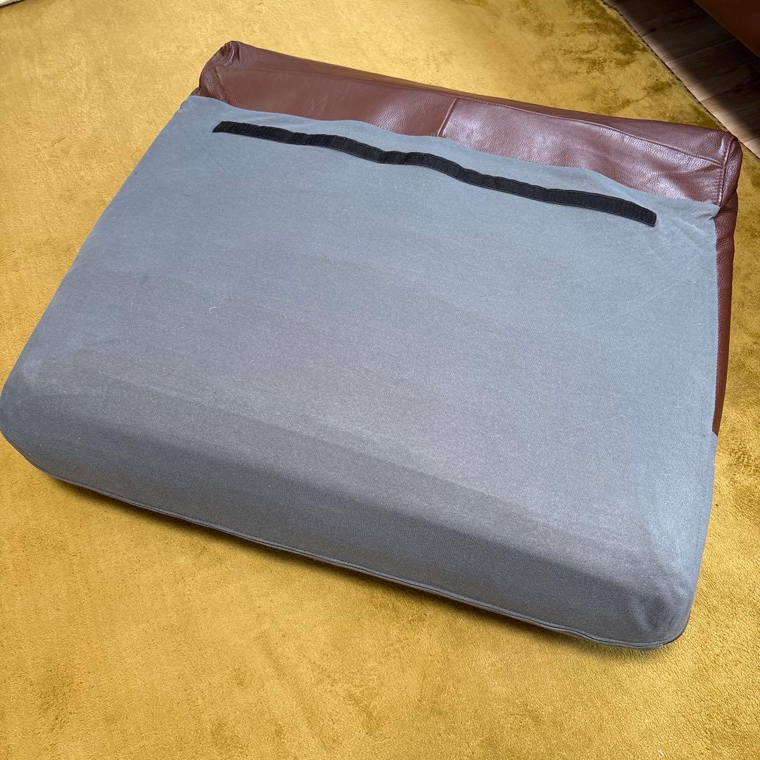 無印良品　革張りフェザーソファ