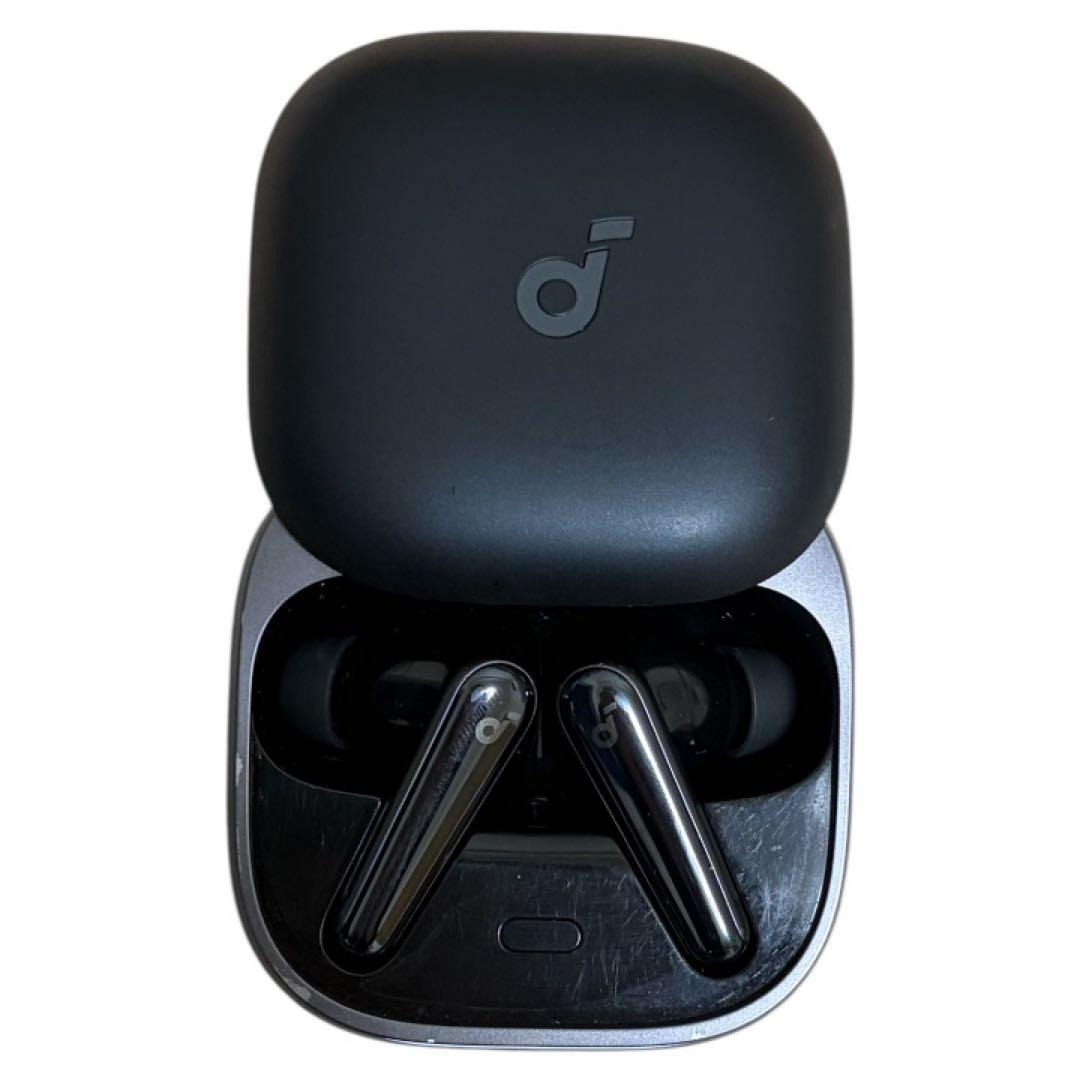 anker soundcore liberty 5本体　充電ケース付き