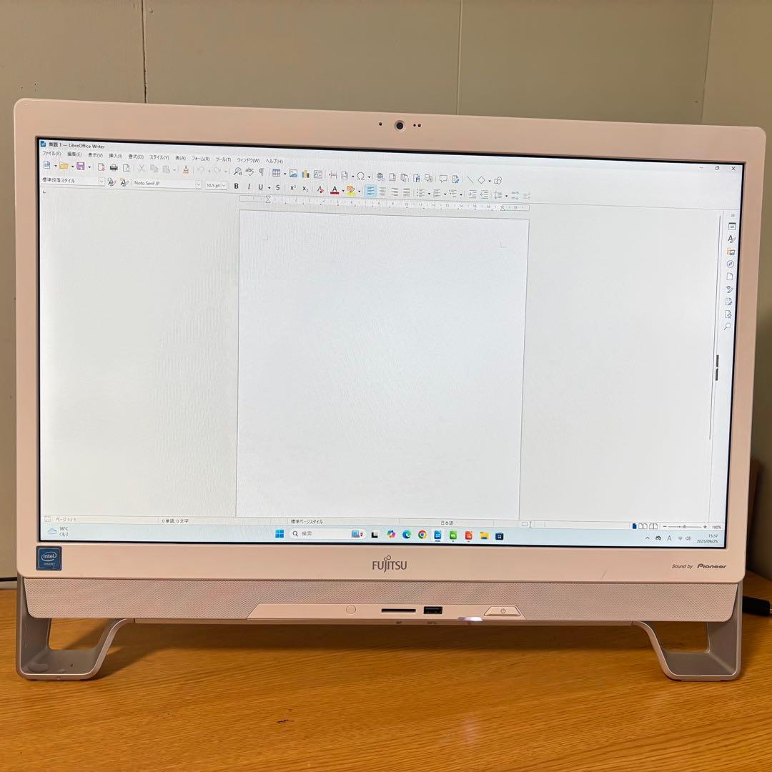 富士通　Windows11・Office搭載　高性能★一体型PC FH52/A3