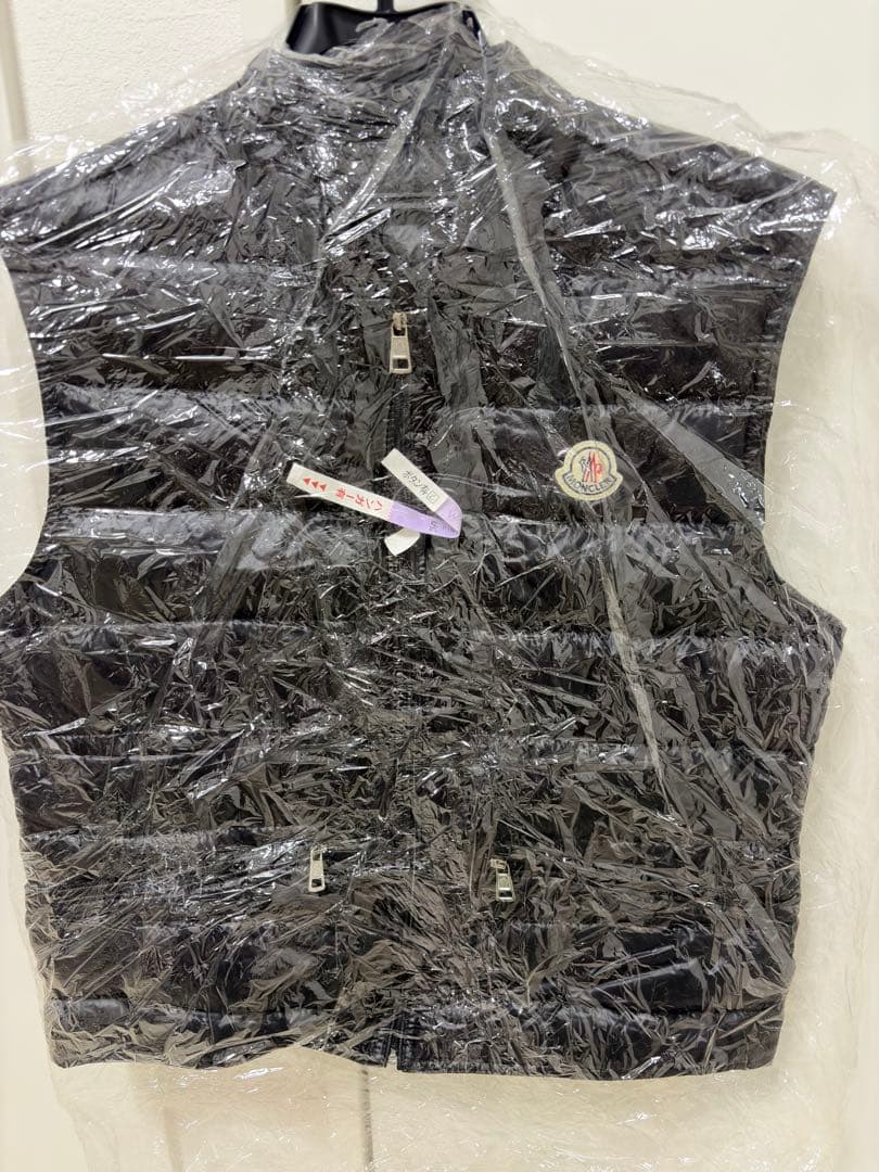 モンクレールブラック ダウンベスト サイズ2