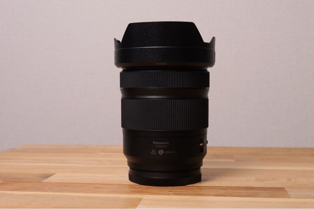 美品 LUMIX S 28-200ｍｍ F4-7.1 MACRO O.I.S