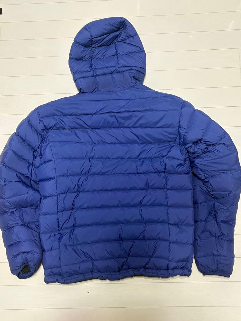 モンベル　コロラドパーカーリバーシブル　ダウンジャケット