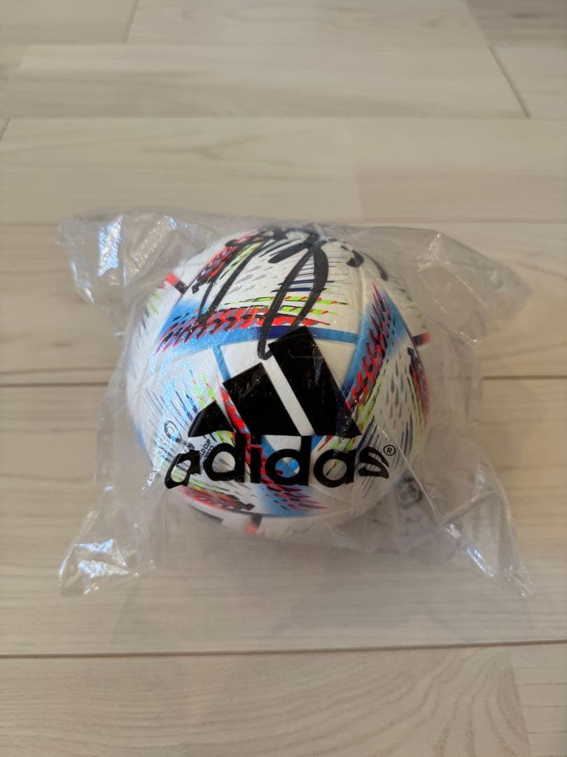 【サイン入り】堂安律選手 直筆 公式ボール FIFA ワールドカップ