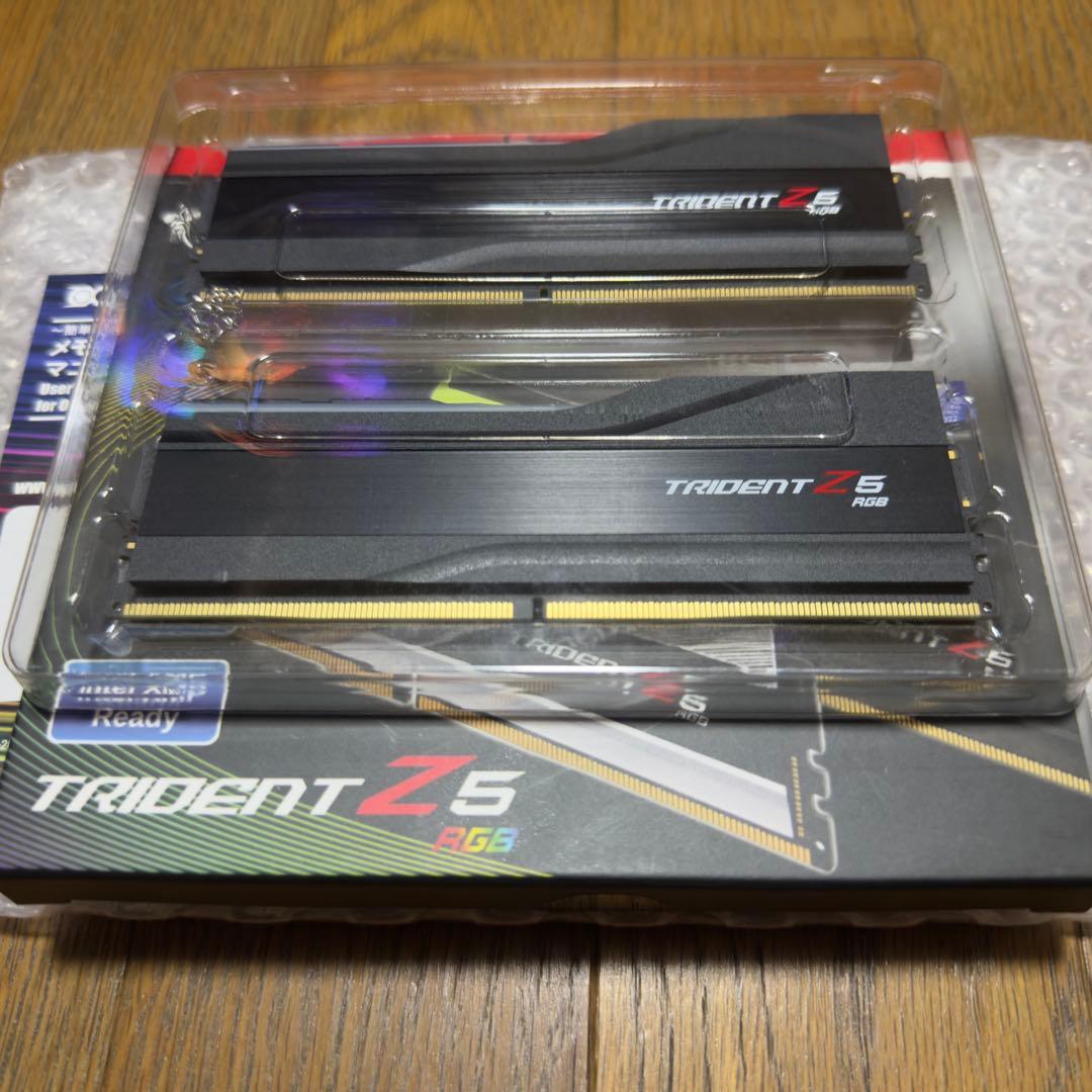メモリー G.SKILL TRIDENT Z5 RGB DDR5 16GBx2 8000