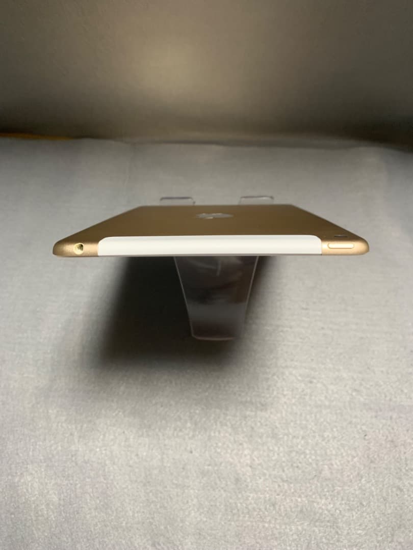 美品 国内版 iPad mini4 128GB Cellular版 ゴールド色