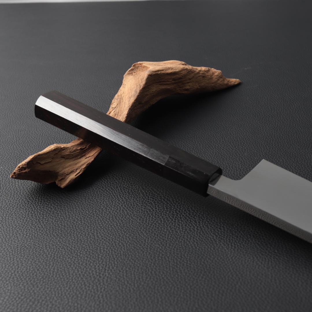 10697出刃包丁 7寸 鏡面仕上げ 刺身包丁 和包丁 黒檀黒水牛角八角柄