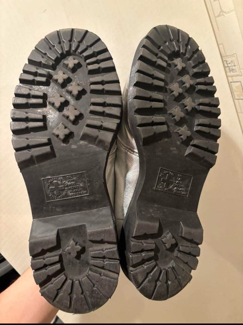 靴 supreme dr.martens ramsey creeper silver