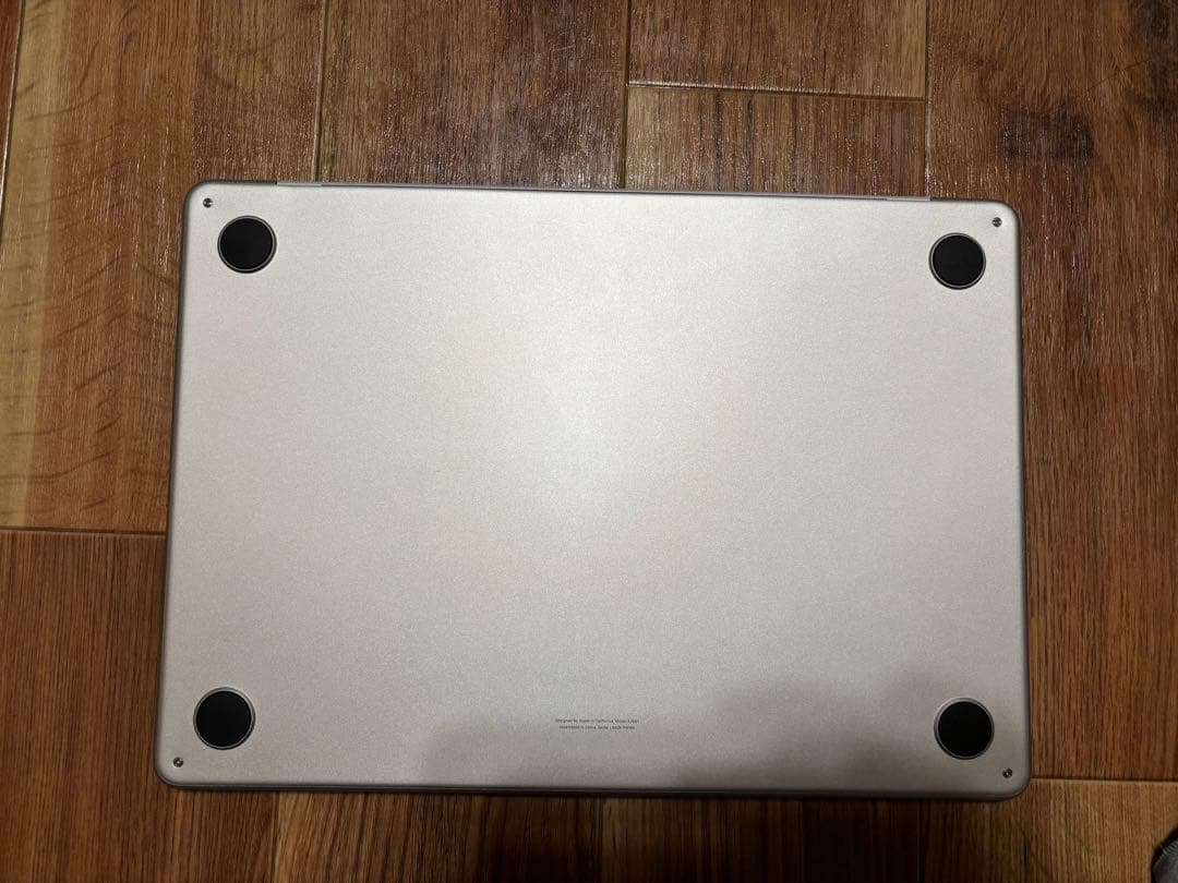 MacBook Air M2 シルバー 512GB