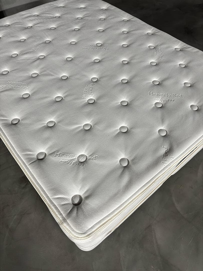 ホテル仕様 Westin Heavenly Bed クイーンサイズ