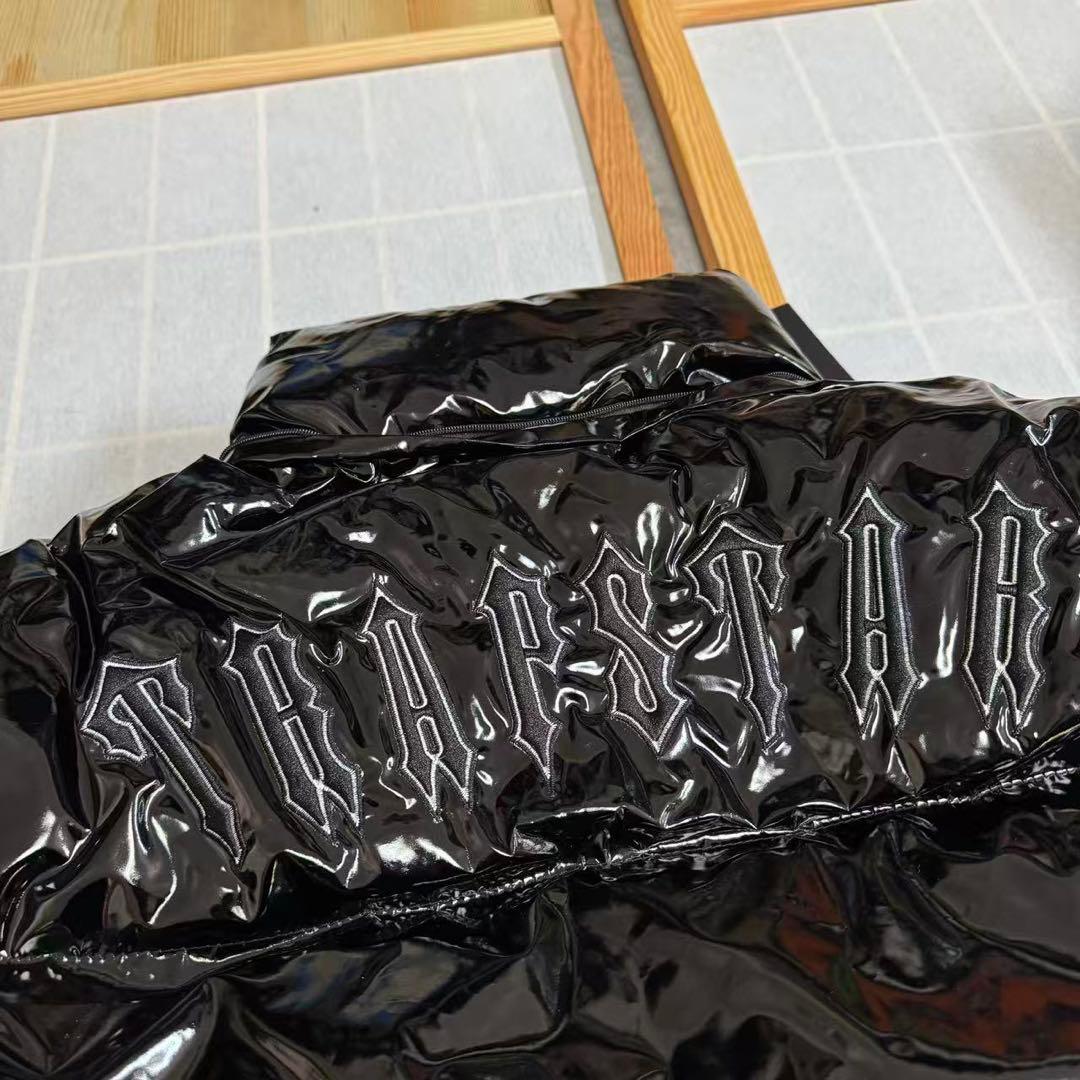 新品 TRAPSTAR 光沢ブラック ダウンジャケット XLサイズ n