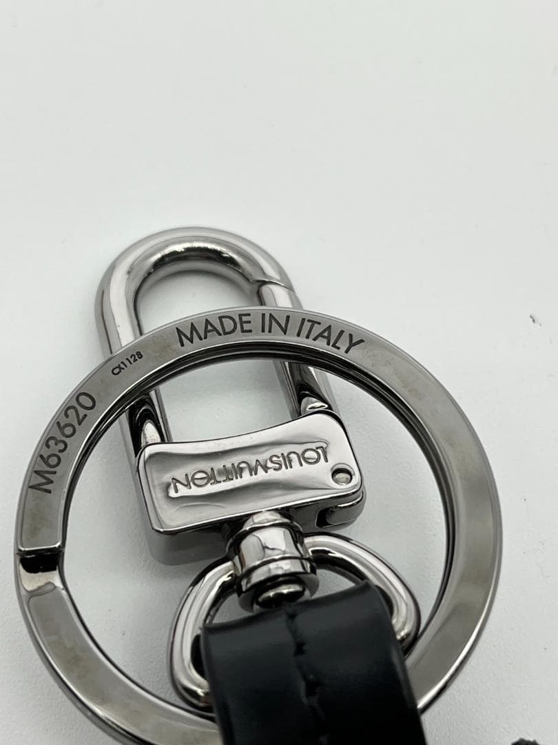 新品未使用　ヴィトン 　キーホルダー　クロッシュクレ キーリング M63620