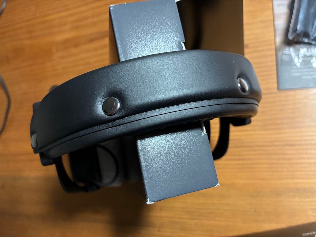 Beyerdynamic DT 990 PRO 250Ω　DT990PRO