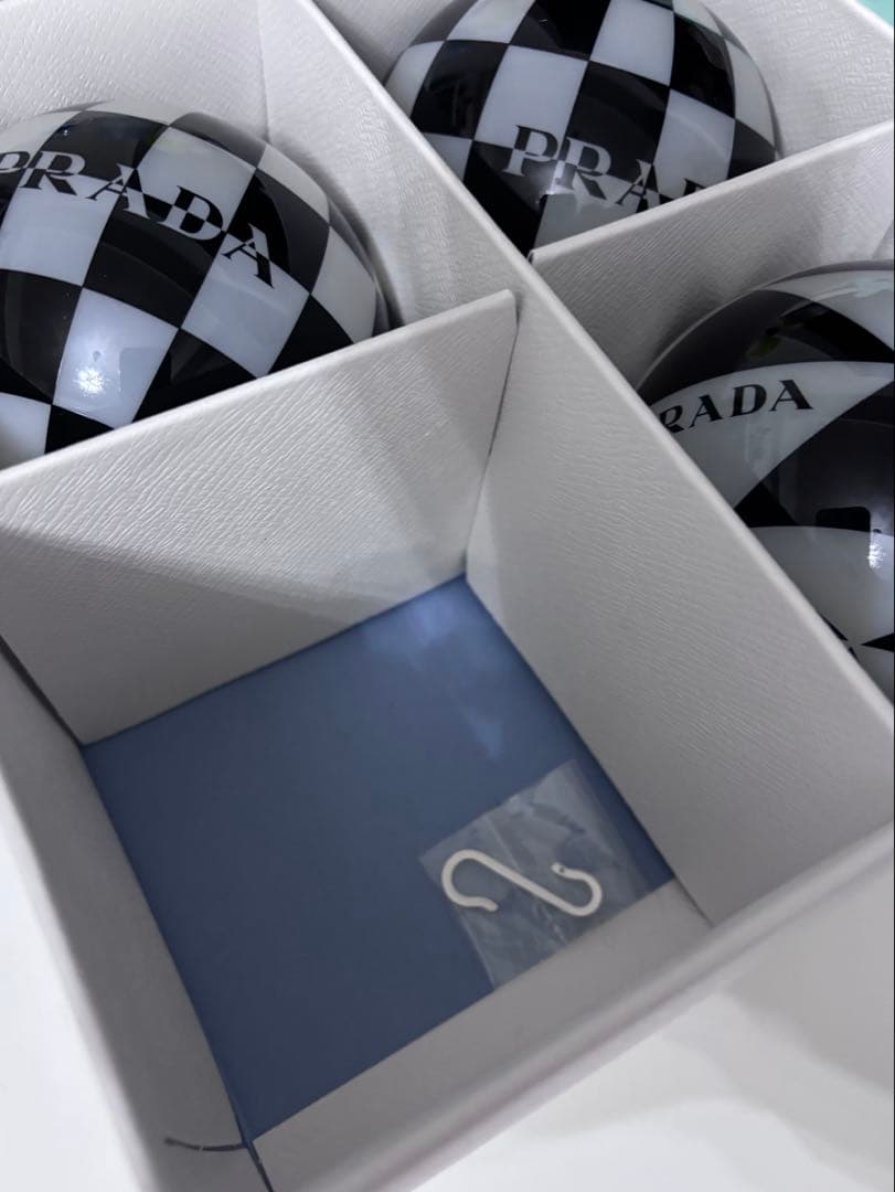 希少　PRADA プラダ　オーナメント