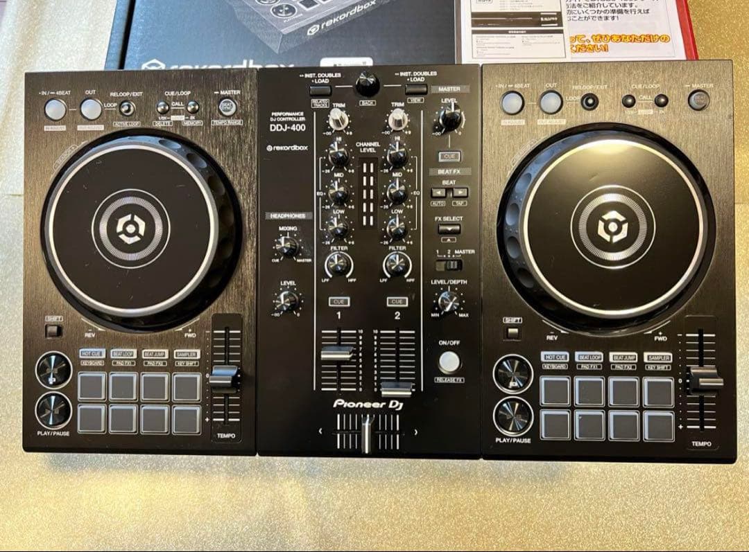 DJコントローラー　Pioneer DDJ-400