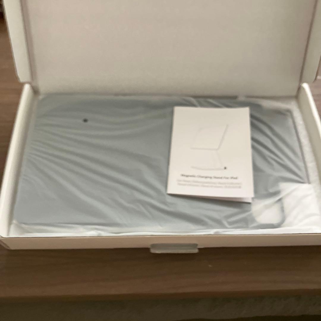 iPadアクセサリー KUXIU Magnetic Charging Stand for iPad