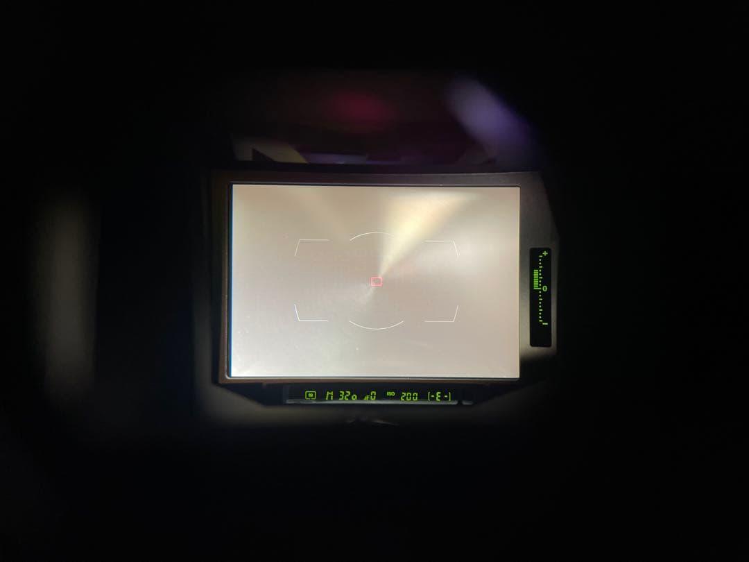 Nikon D3 シャッター回数9802回！