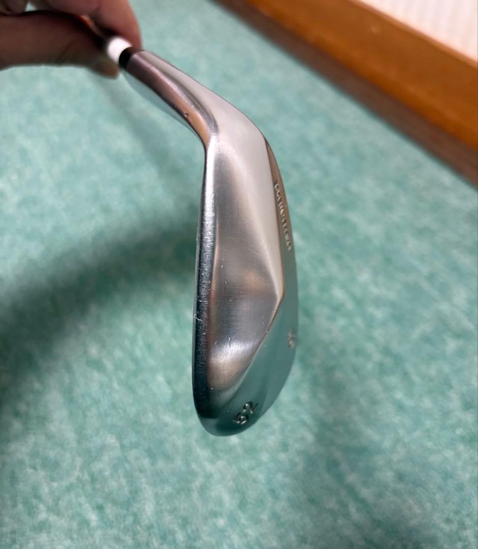 BUCHI CHIPPER IRON 52°