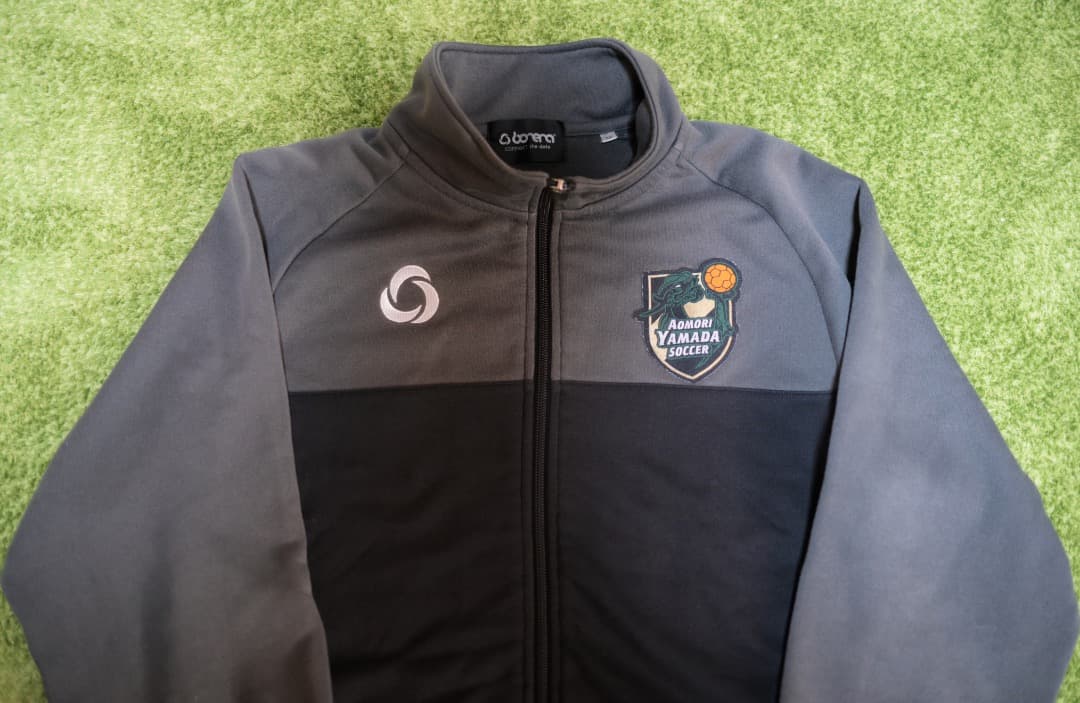 青森山田サッカー部　トップチームセットアップ　Mサイズ
