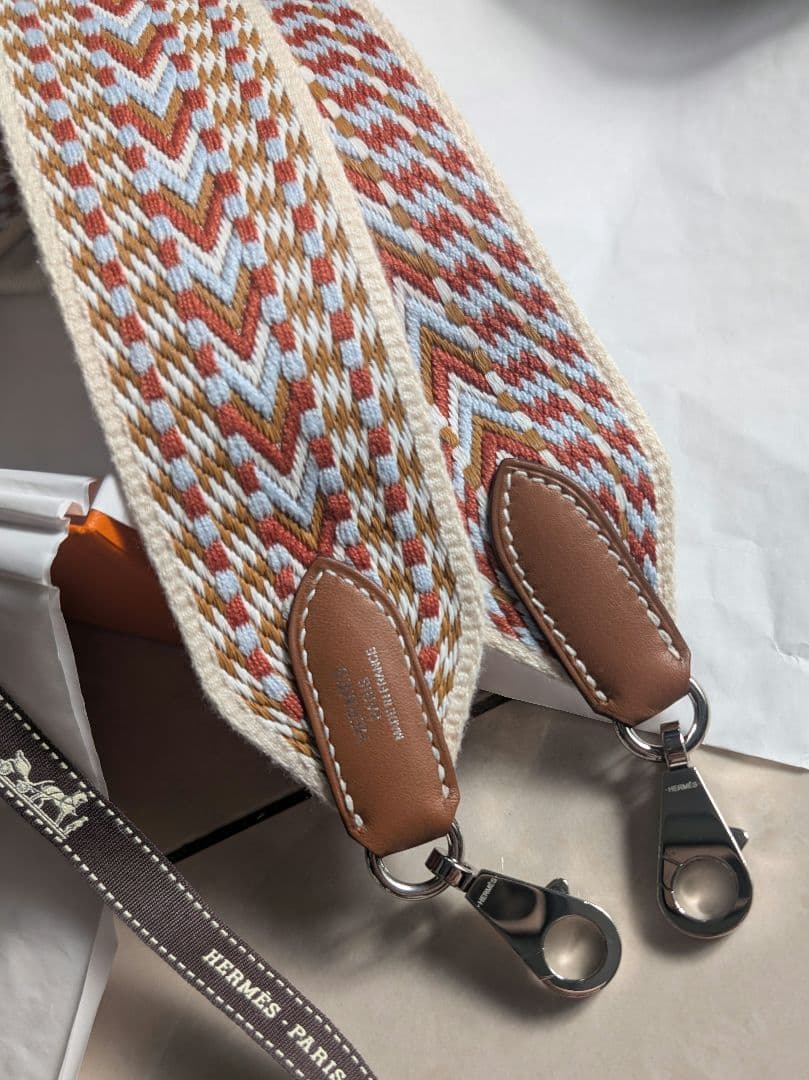 HERMES エルメス　バンドリエール　サングル　ストラップ　人気色　美品