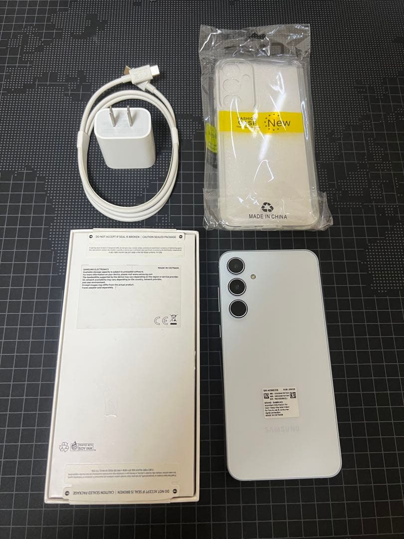 Galaxy A55 5G dualsim RAM8GB 256GB おまけ付き