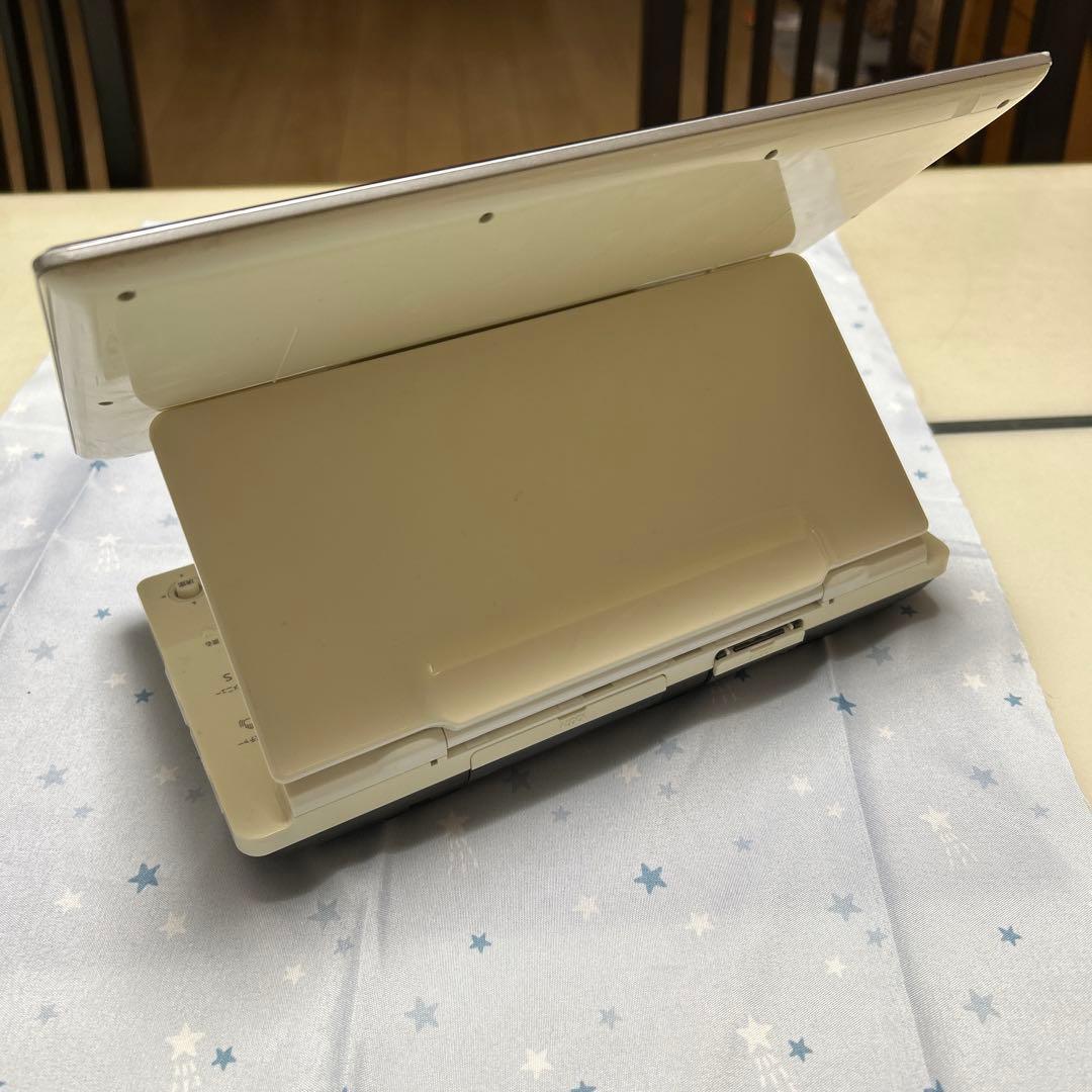 【動作品 】Panasonic DMP-HV200 ポータブルテレビ 10インチ