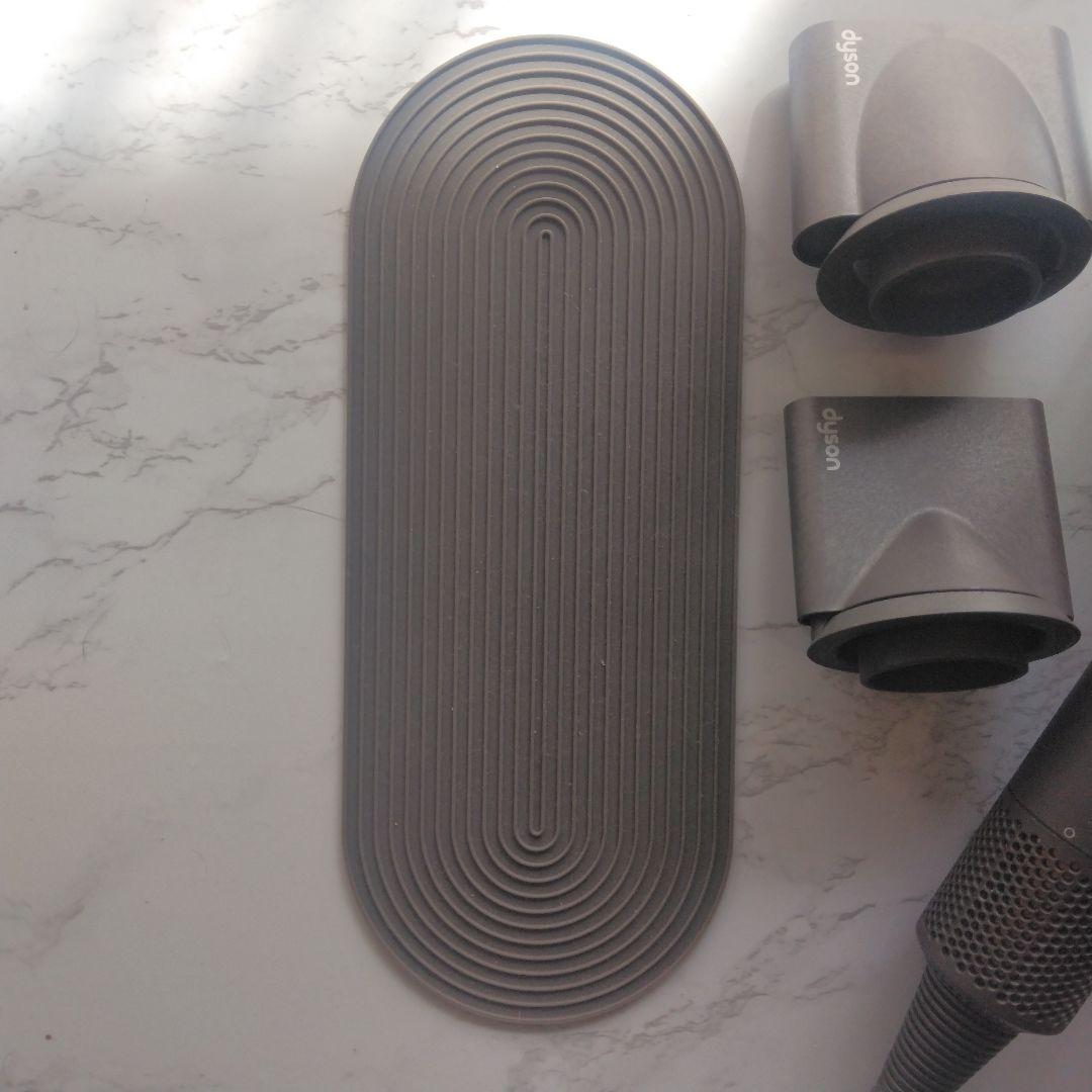 動作良好　ダイソン　Dyson　ドライヤー