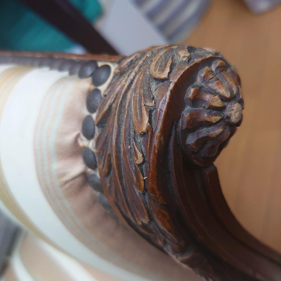 長椅子 ロココ アンティーク 鋲 高級 頑丈 難 チェア 存在感