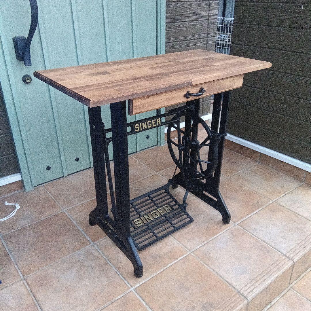 足踏みミシンテーブル　SINGER