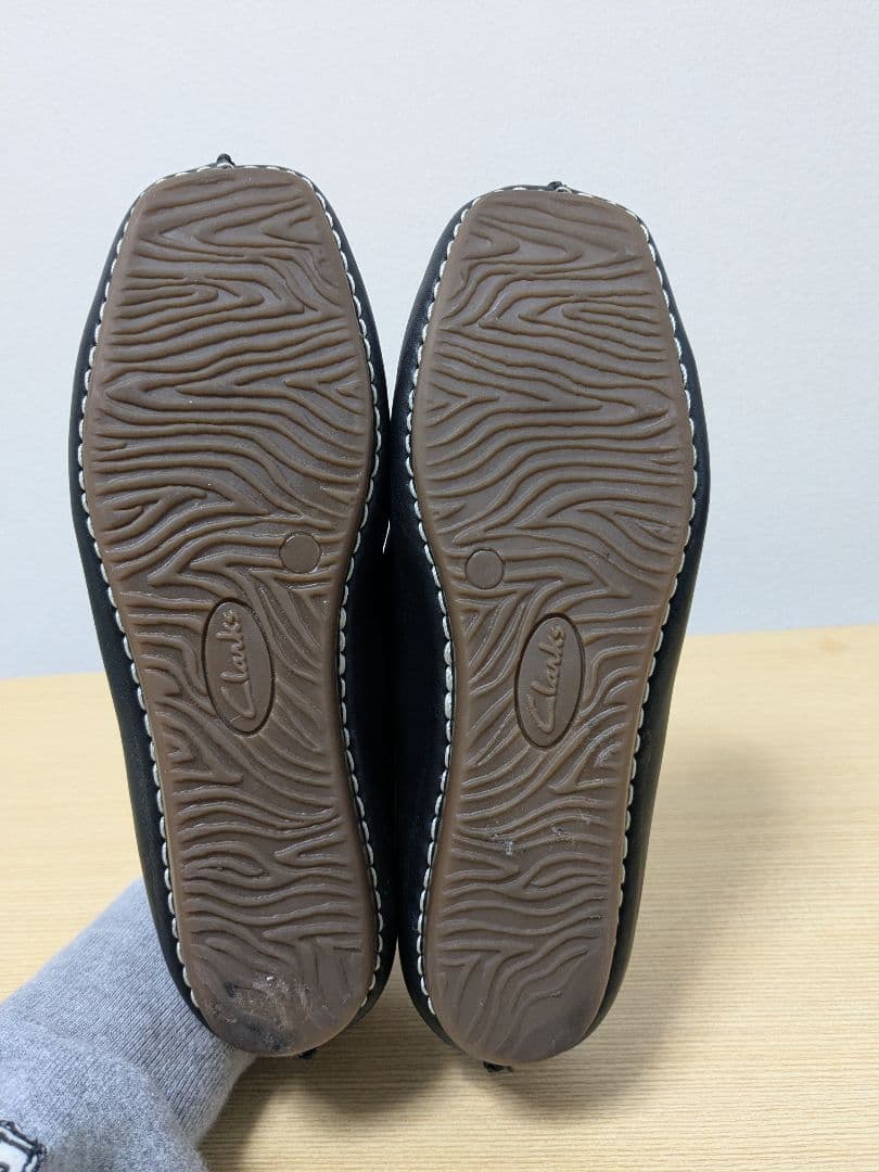 クラークス フレックルアイス フラットシューズ 22.5