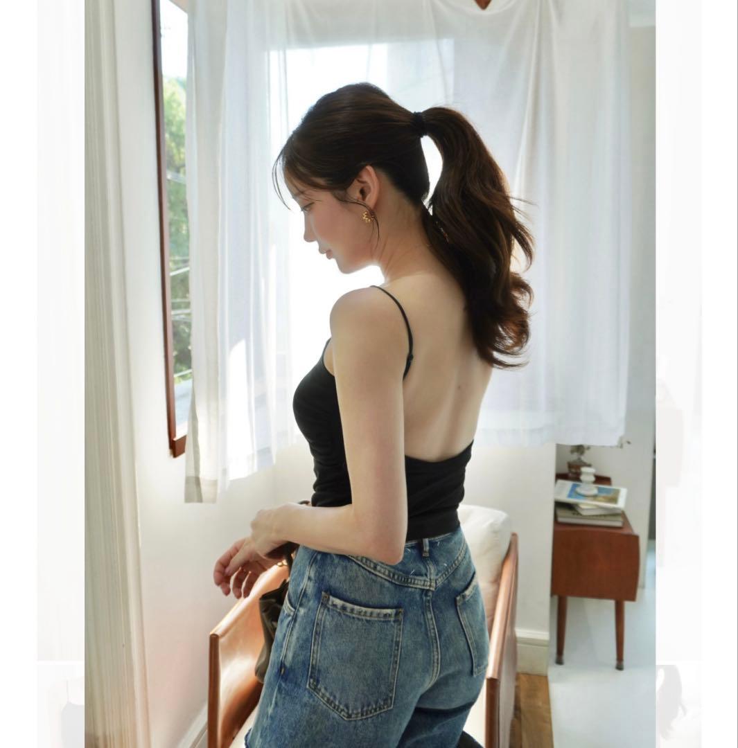 HYEON バックオープンキャミソール Mサイズ ブラック