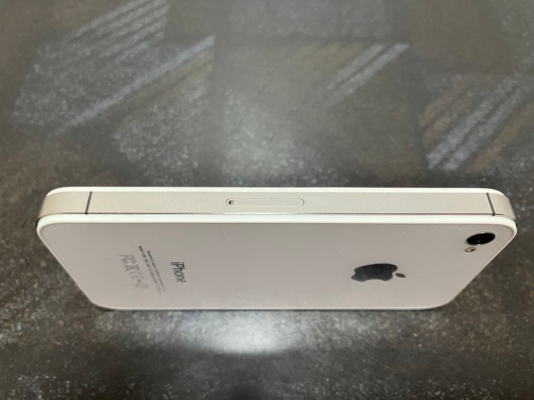 Apple iPhone 4S ホワイト 本体 16GB 箱、付属品あり