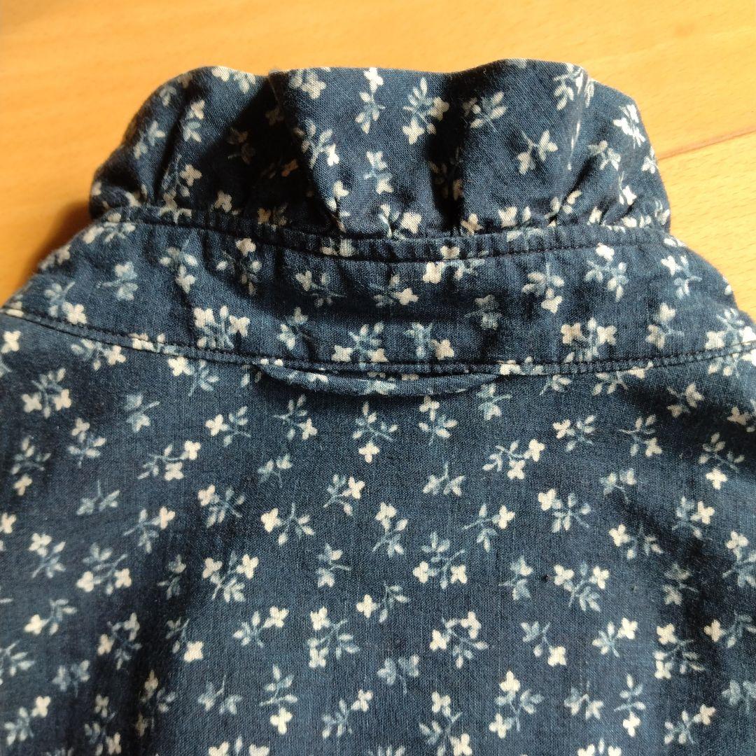 45R 雲間草プリントのフリルブラウス インディゴ／サイズ２