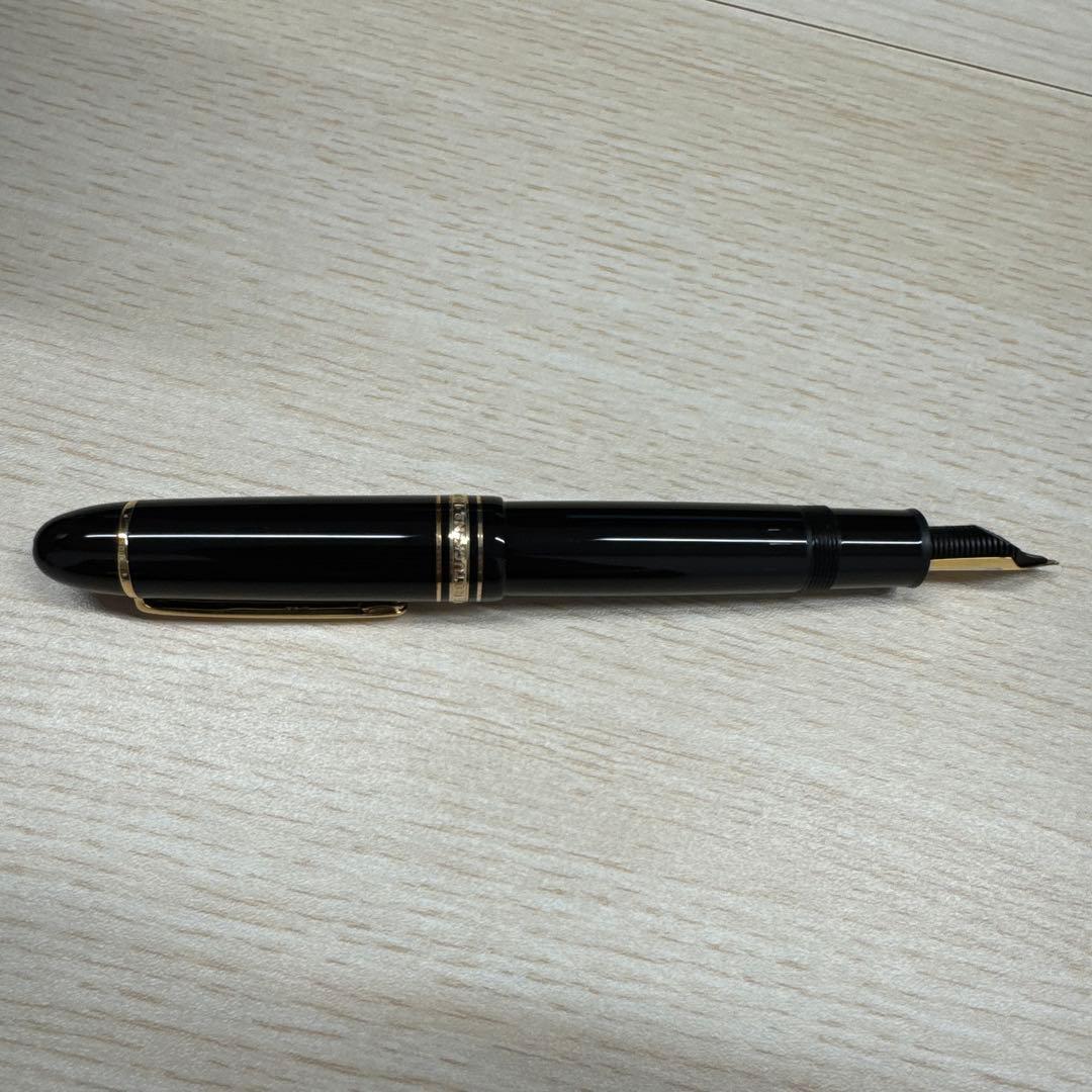 【極美品 送料込み】モンブラン マイスターシュテュック １４９ 万年筆 １８K