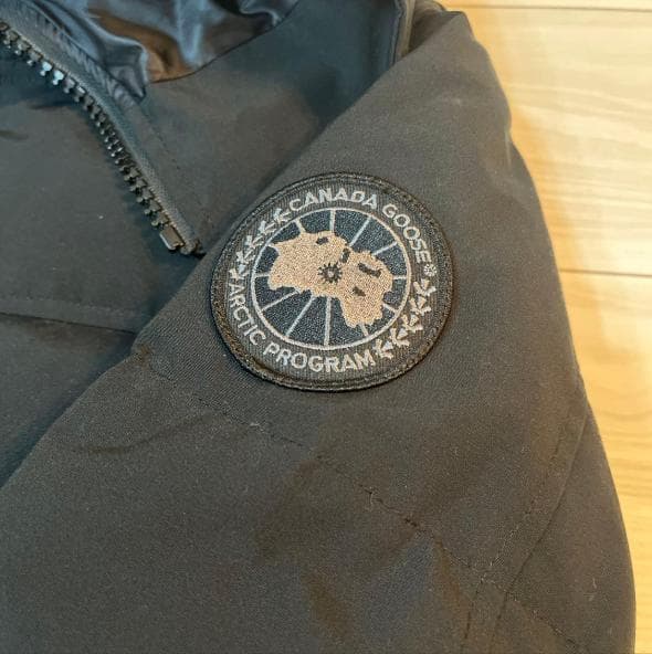 【未使用】カナダグース マクミランパーカー ブラックレーベル ダウン M