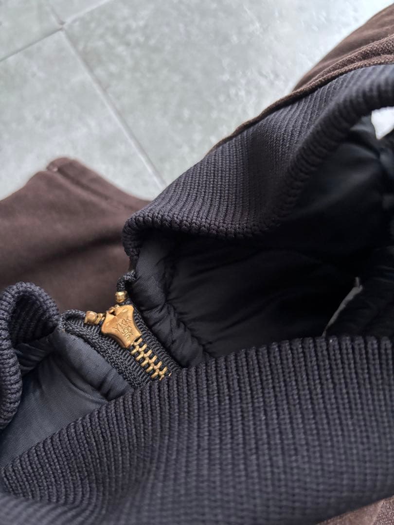 カーハート　ダックベスト　V02 DKB ブラウン　Mサイズ　サイズ感◎