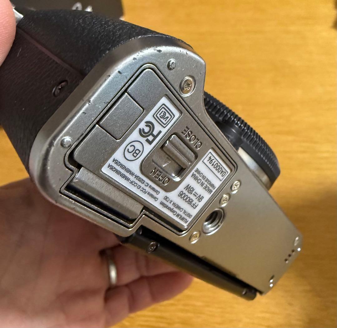 富士フイルム　X-T30 XC15-45レンズキット