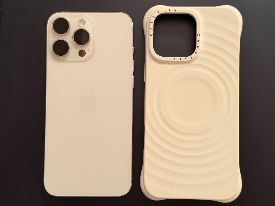 iPhone16promaxホワイト256GB+Casetifyケースセット