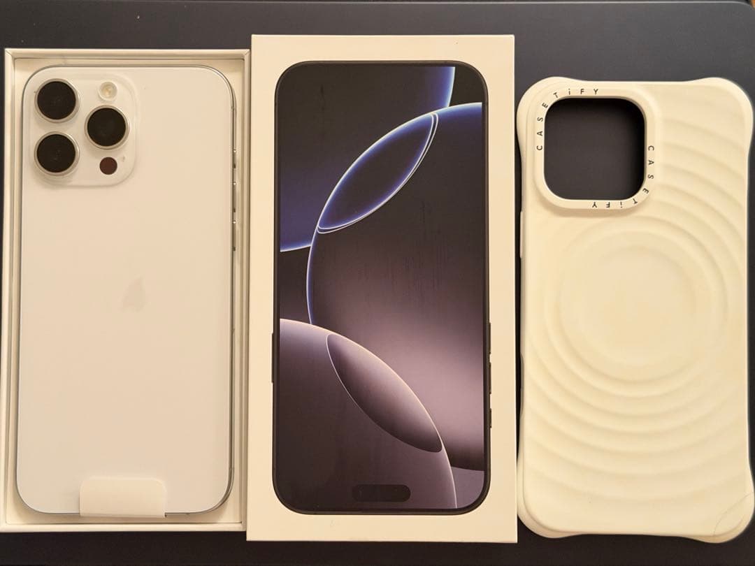 iPhone16promaxホワイト256GB+Casetifyケースセット