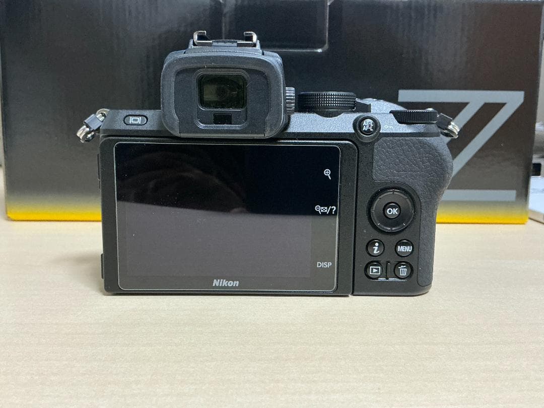 【中古】Nikon ニコン Z50 ダブルズームキット 元箱付き・バッテリー2個