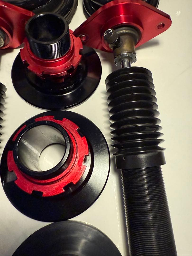 ラルグスLargus Spec S 車高調キット