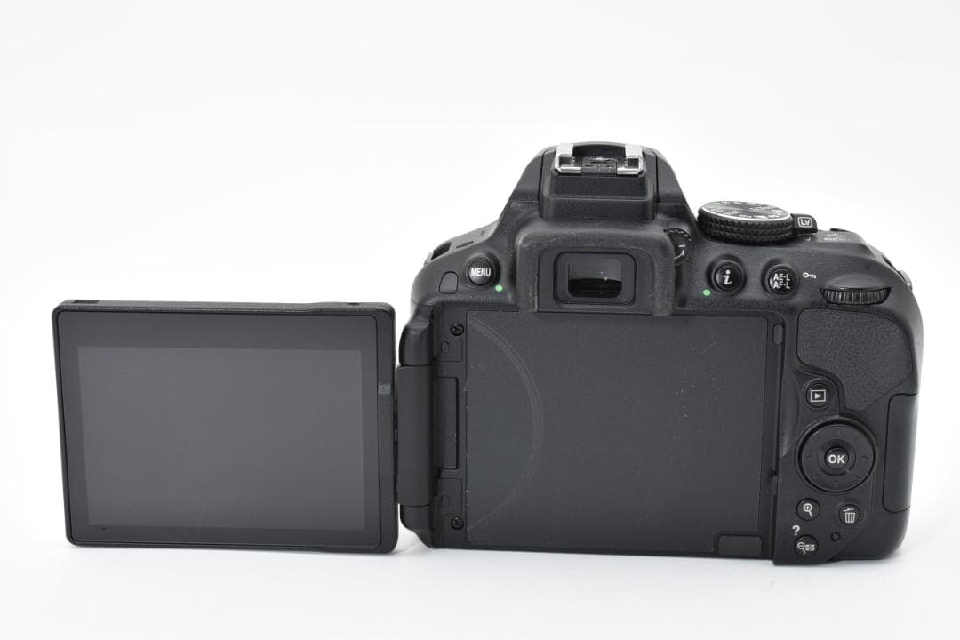 お値下げ歓迎・ほぼ新品 Nikon D5300 18-55 S数6773回 72