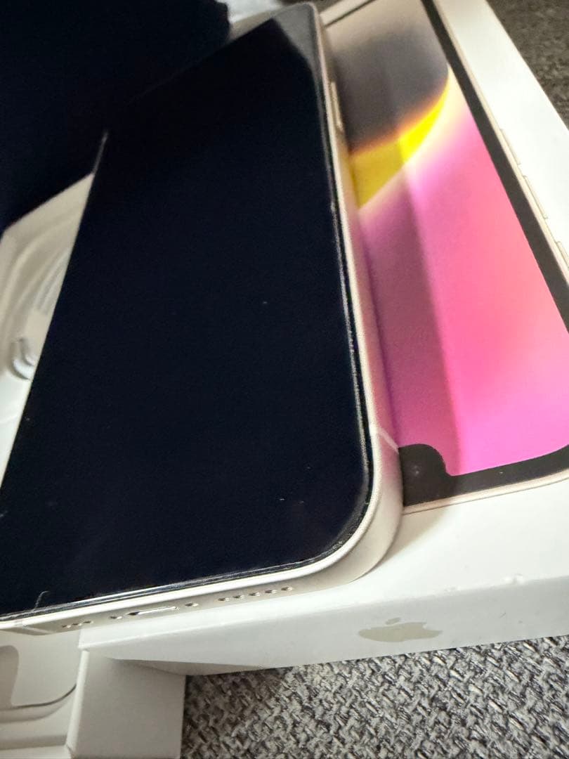 Apple iPhone 14 ホワイト 本体　美品　128g SIMフリー