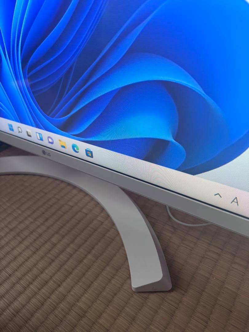 LG 32MP58HQ-W ホワイト モニター