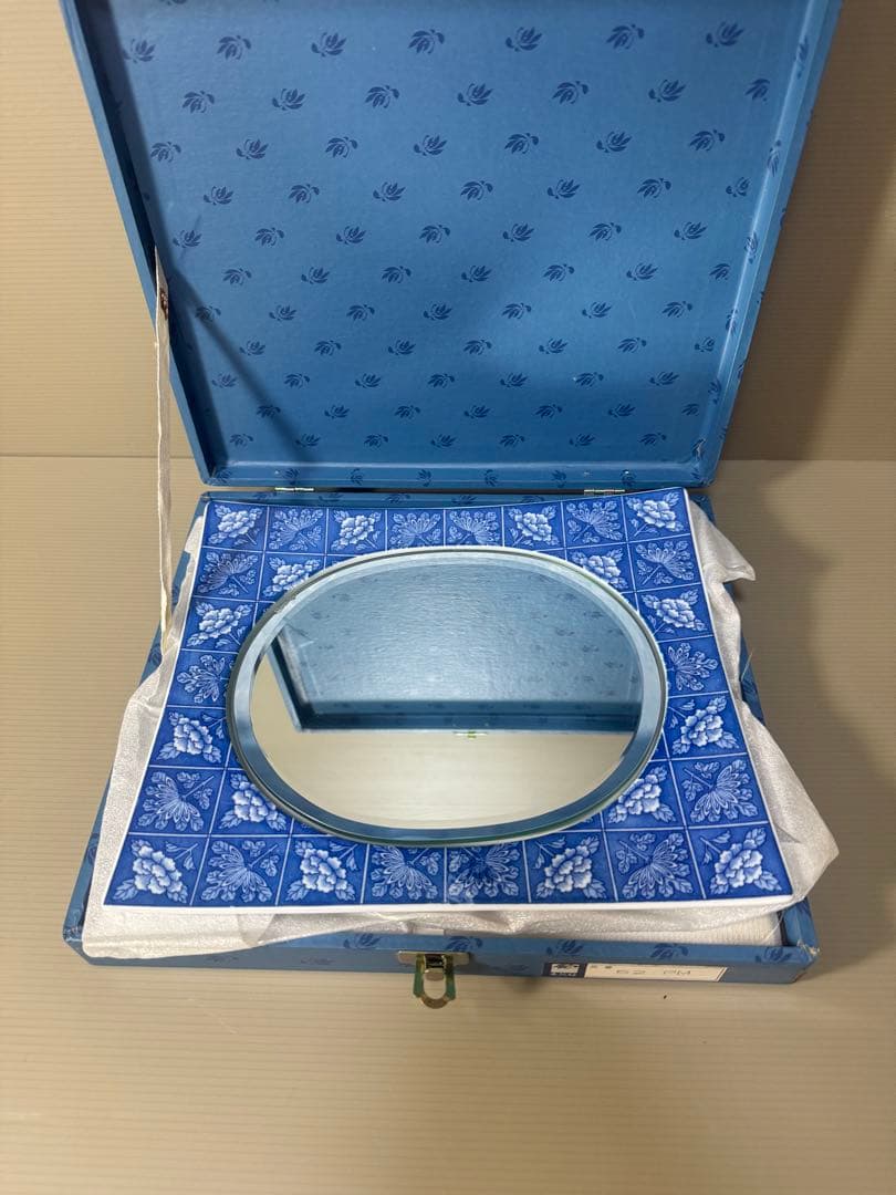 2090 香蘭社　染付花文　鏡