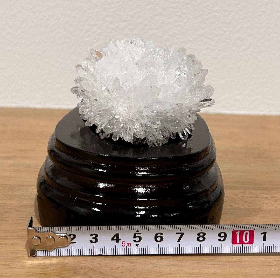 【最終値下げ】高品質✨中国貴州省産　菊花水晶クラスター　木製台座付き